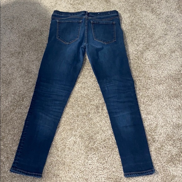 Banana Republic Skinny Jeans - Picture 5 of 5